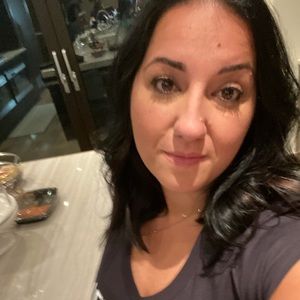 Meet your Posher, Sabrina